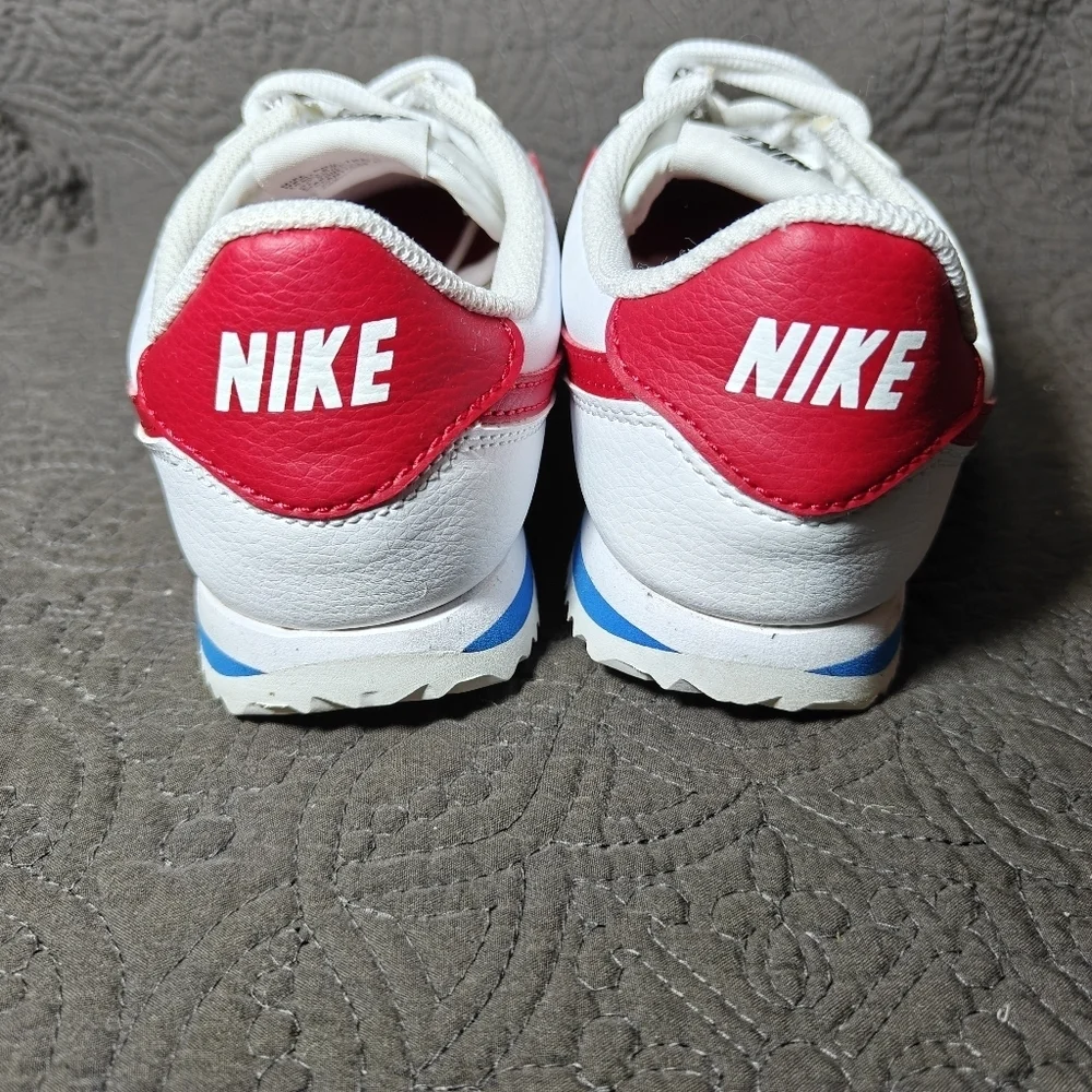 Nike Cortez Basic Leather White Pink Classic Sneakers Big Kid Youth Shoe Size 4Y